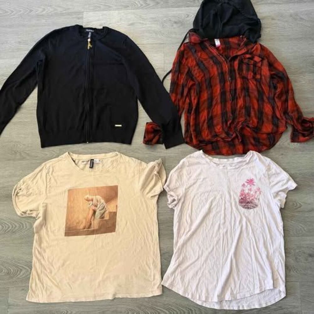 Lots of 4 Ariana Grande Graphic Tee L + Ellen Tracy Zip Cardigan Lot